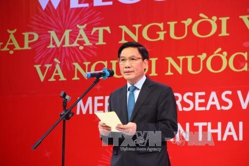 Local authorities meet OVs ahead of Lunar New Year - ảnh 1